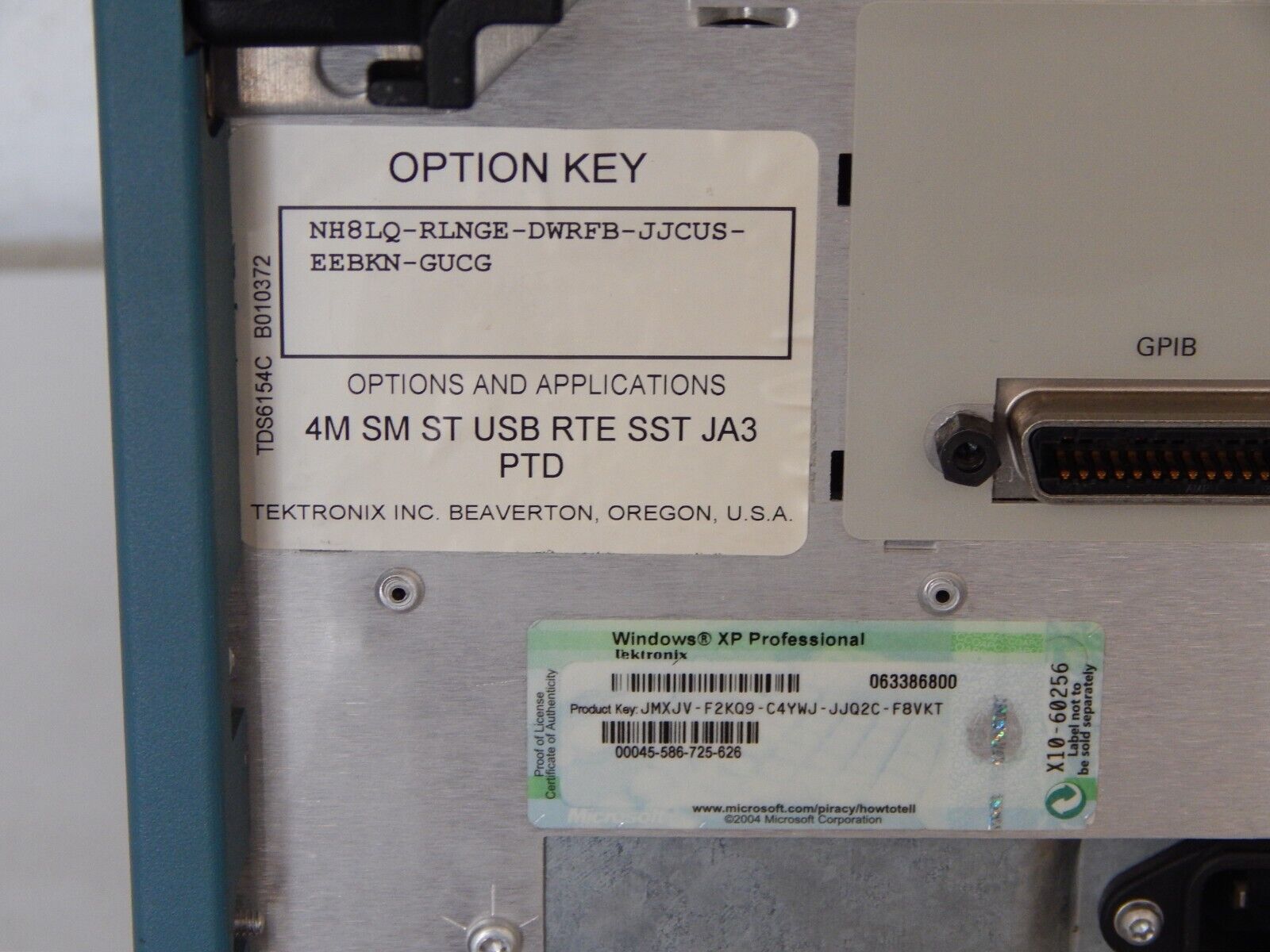 TDS6154C 15GHz 40GS/s 8 Options, NIST calibration TDS6154C 15GHz 40GS/s 8 Options, NIST calibration